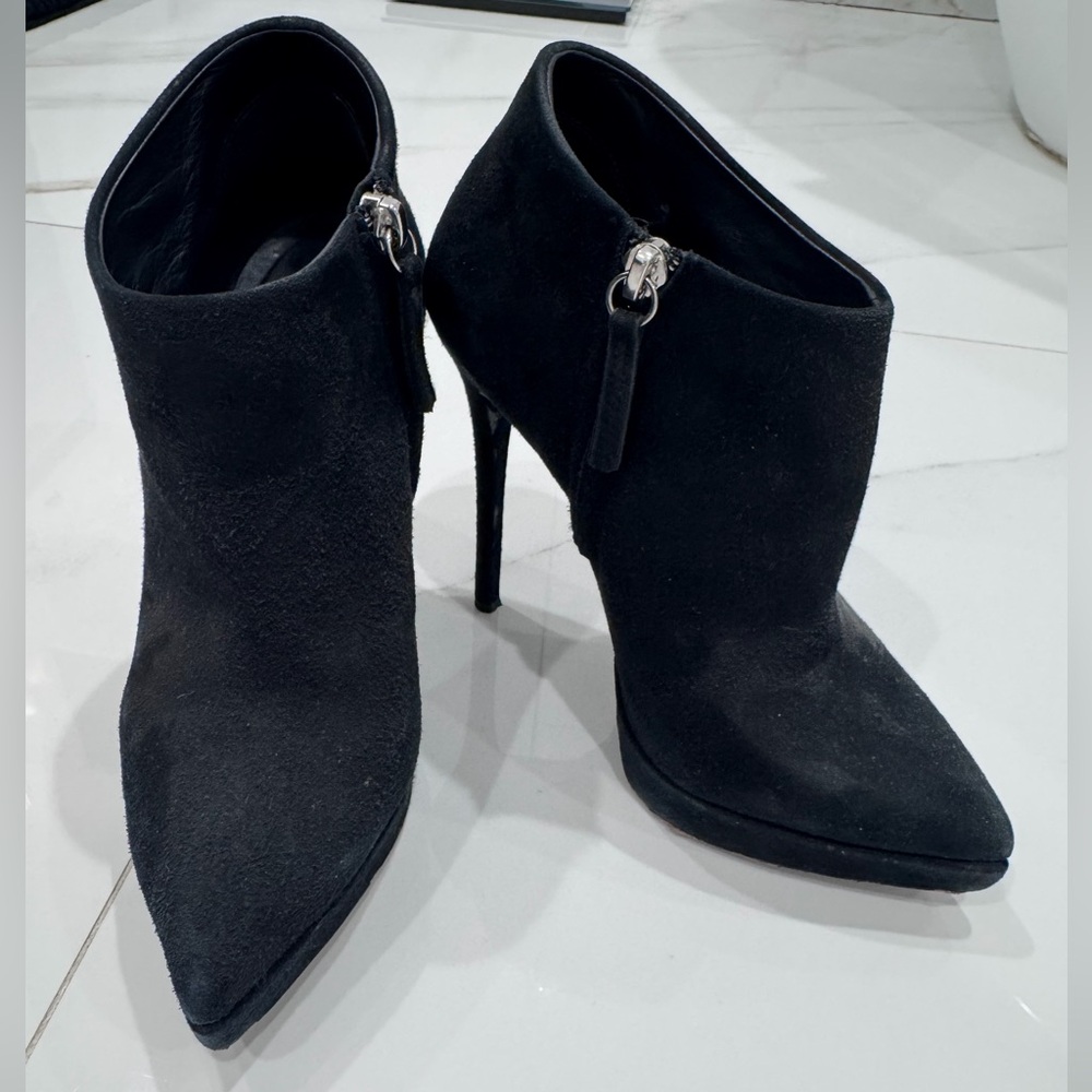 Giuseppe Zanoti Black Suede Ankle Boots
